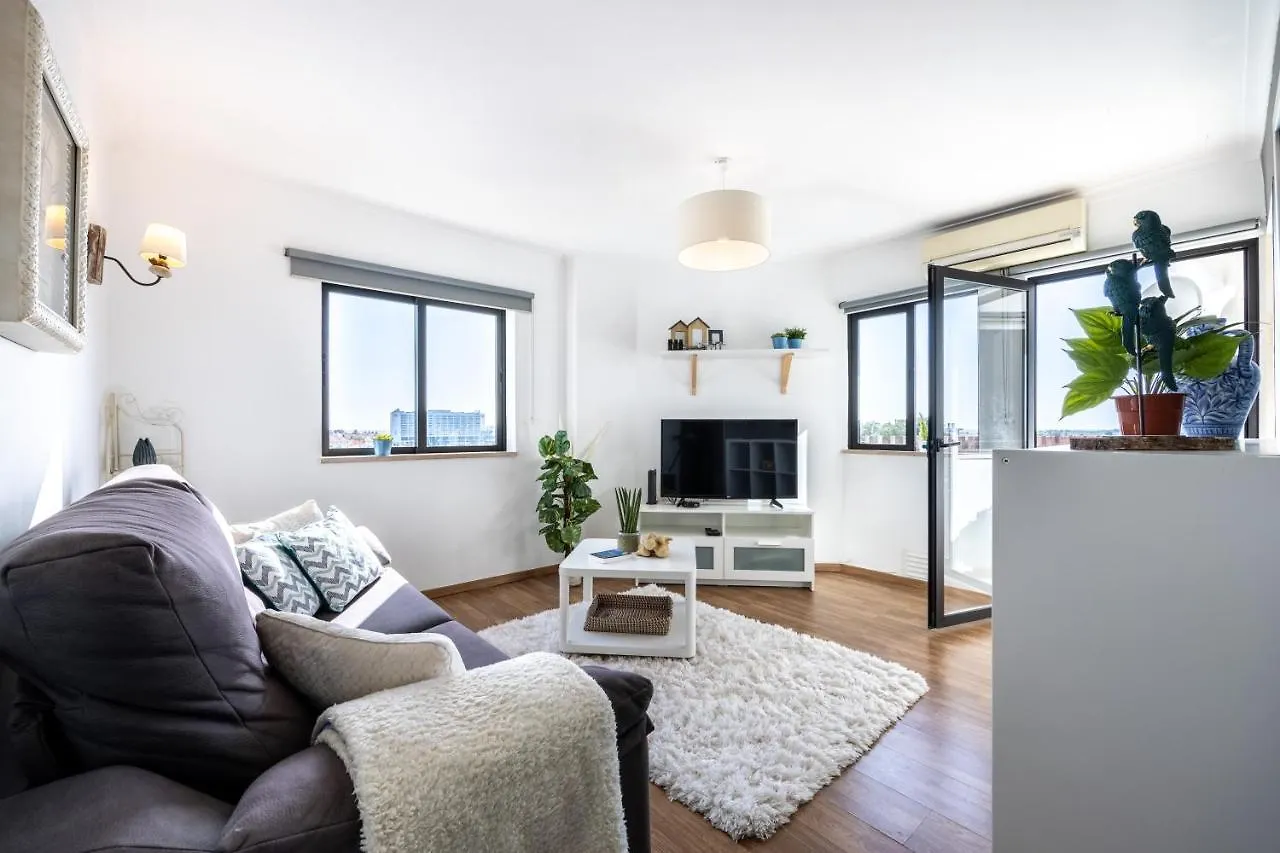 Cozy Ocean View Apartment Vilamoura